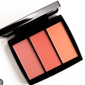 New ABH Blush Trio in Peachy Love